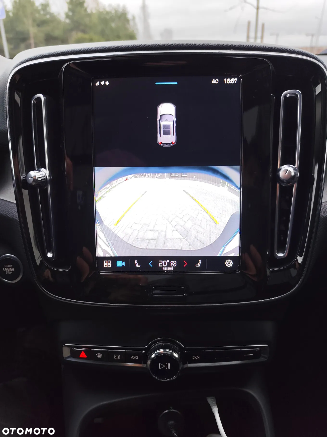 Volvo XC 40 B5 AWD Ultimate Dark - 13