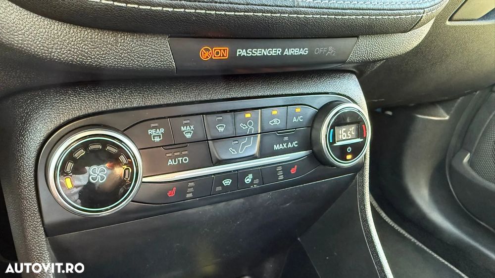 Ford Fiesta 1.5 TDCi S&S VIGNALE - 20