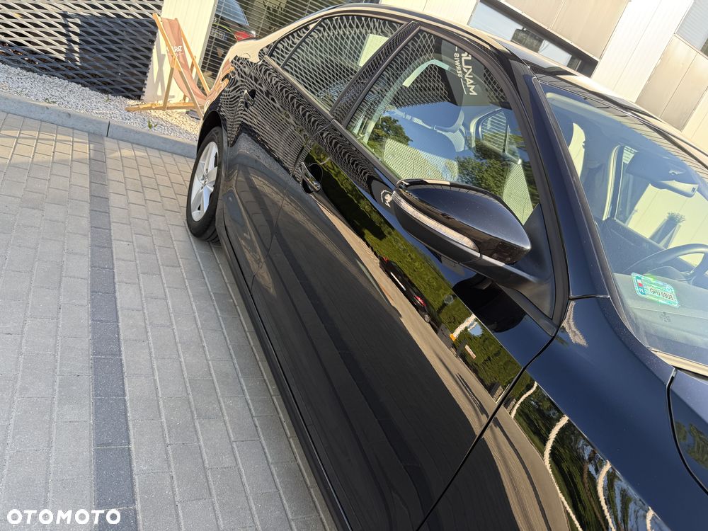 Volkswagen Jetta 1.6 TDI Comfortline - 5