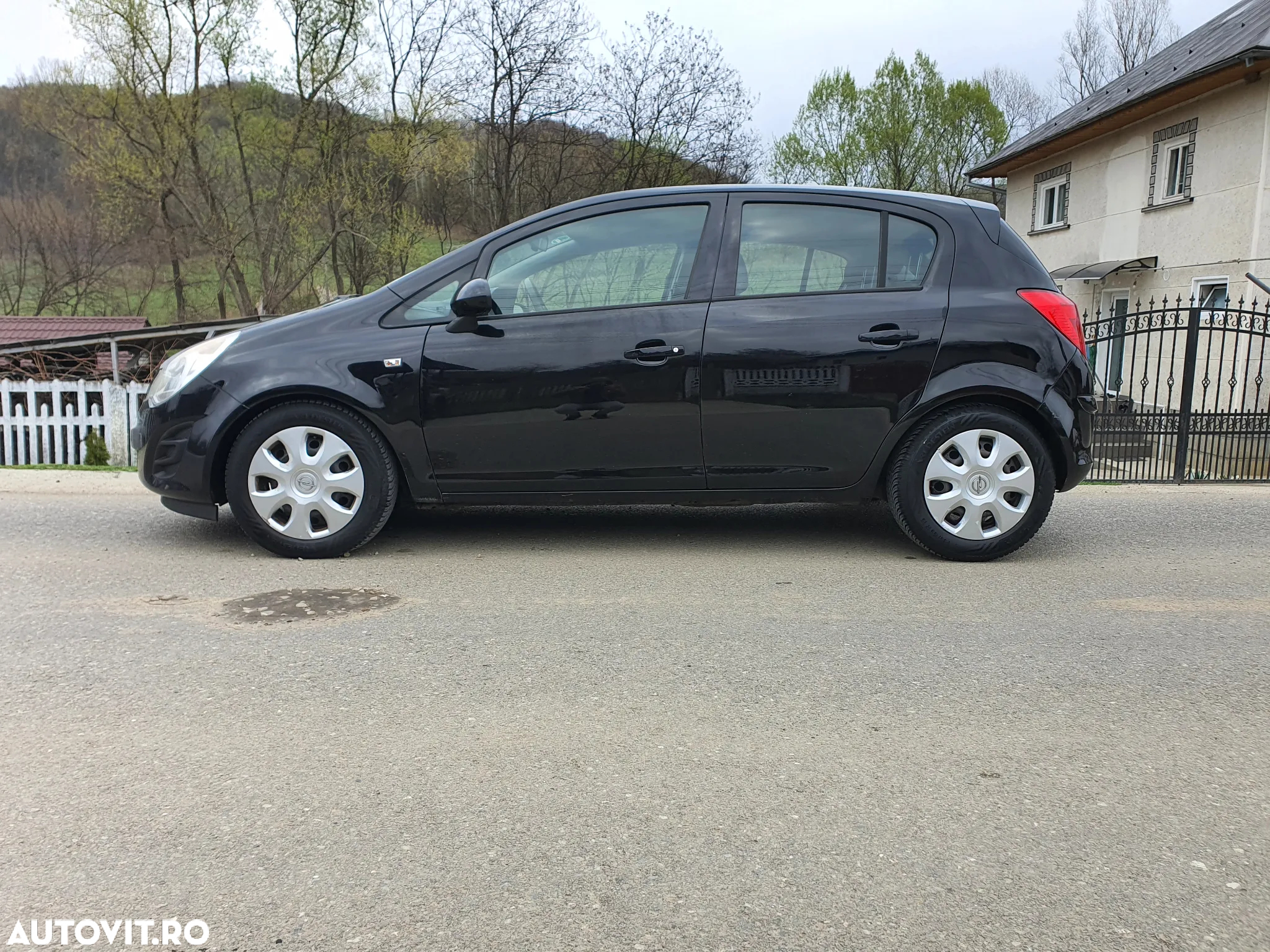 Opel Corsa 1.3 CDTI DPF (ecoFLEX) Color Edition - 2