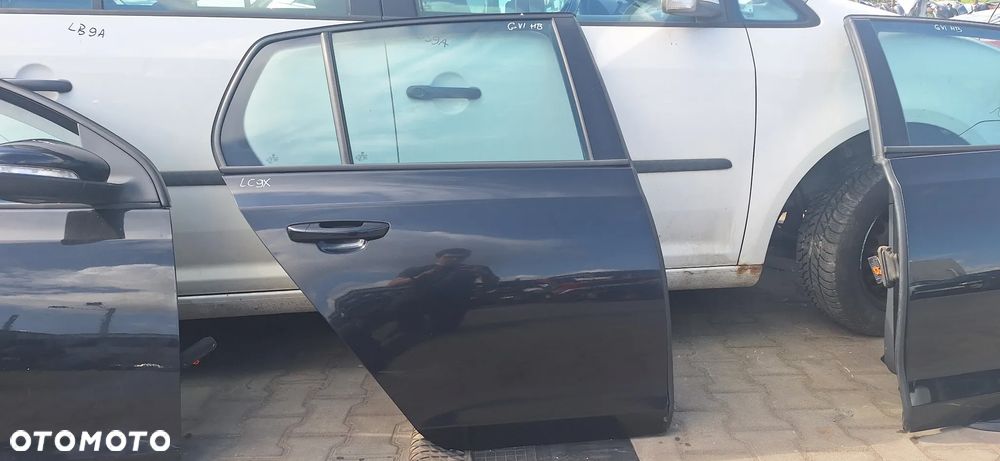 VW Golf VI HB Drzwi Tył Tylnie Prawe Kod Lakieru LC9X - 1