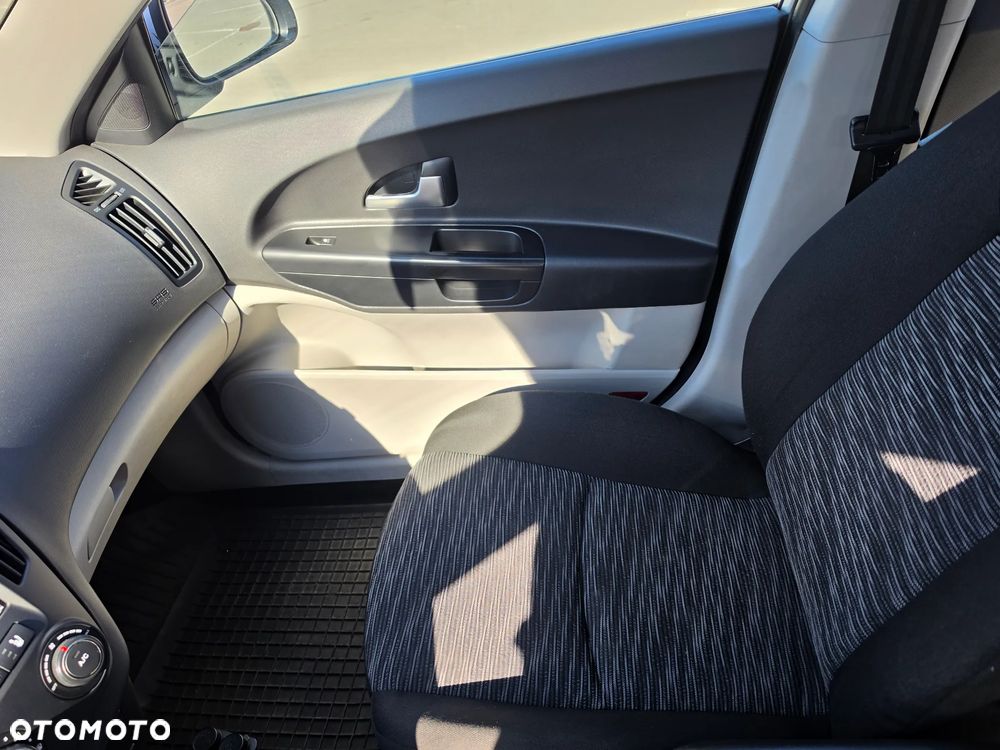 Kia Ceed 1.6 Comfort - 30