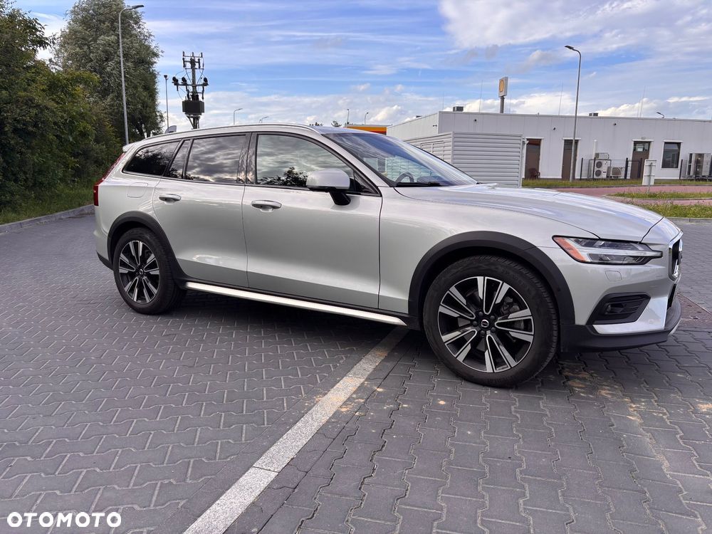 Volvo V60 Cross Country T5 AWD Geartronic - 4