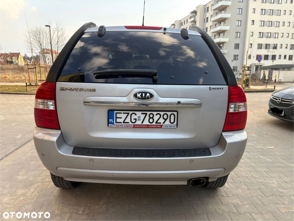 Kia Sportage 2.0 2WD LX - 6