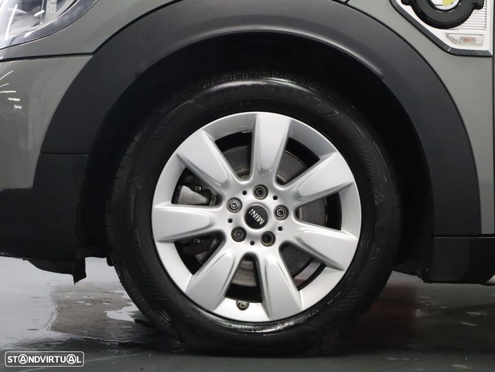 MINI Countryman Cooper SE ALL4 Auto - 22