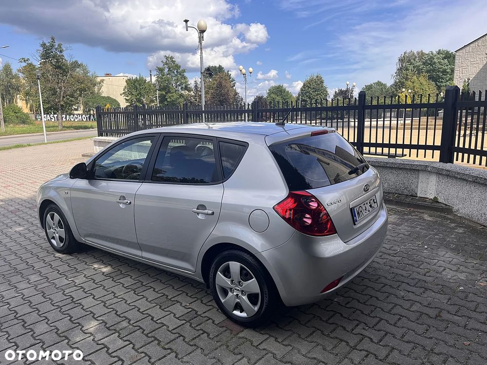 Kia Ceed 1.6 CVVT LX - 2