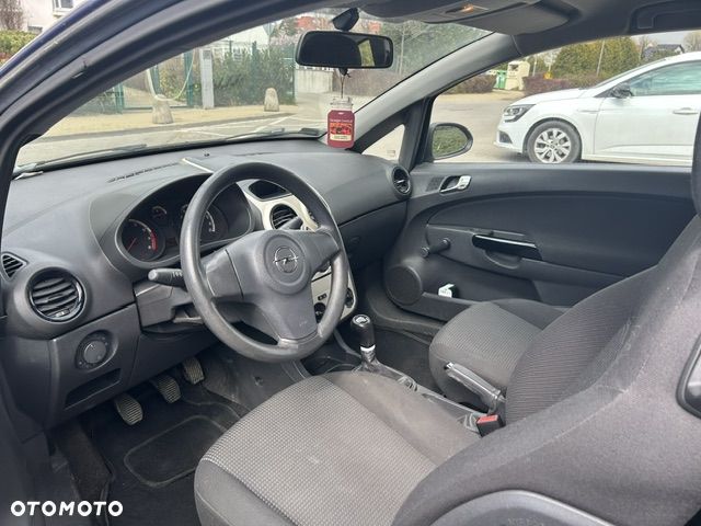 Opel Corsa - 10