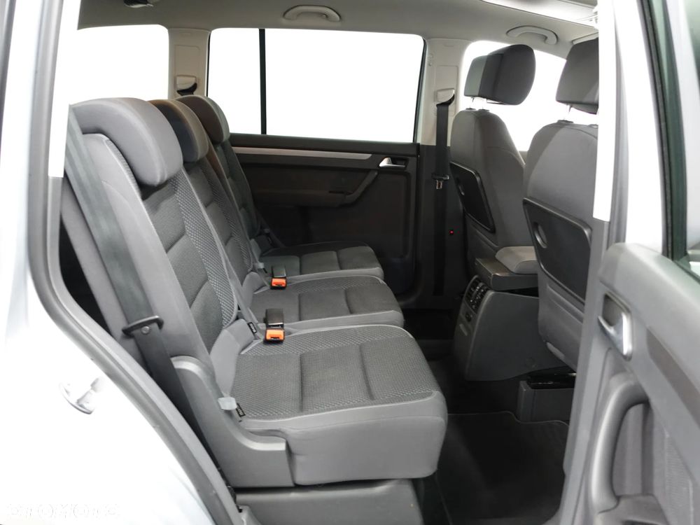 Volkswagen Touran 1.6 TDI DPF BlueMotion Technology DSG Comfortline - 25