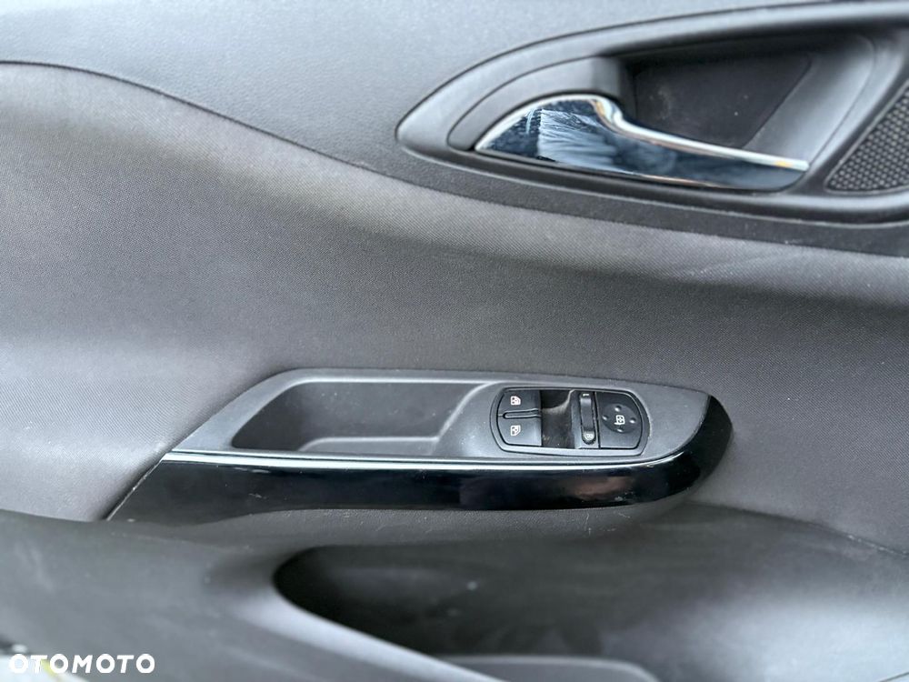 Opel Corsa 1.4 Innovation - 14