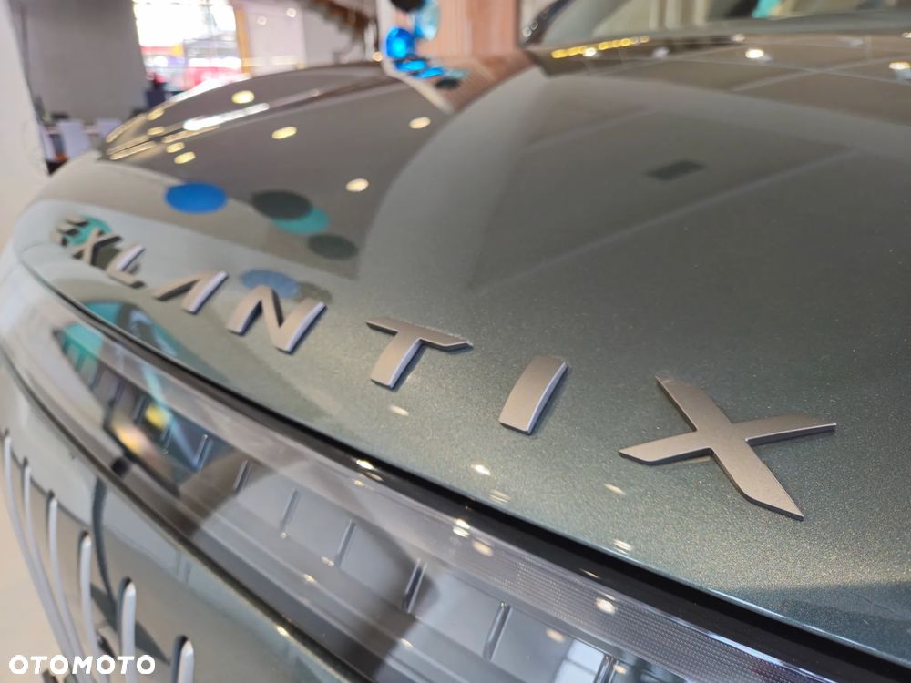 Exlantix ET 100kWh Premium AWD - 37