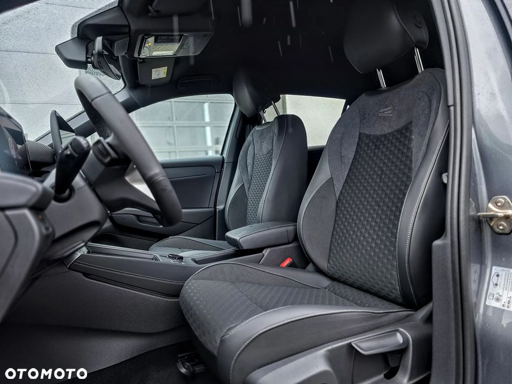 Volkswagen T-Roc 1.5 TSI R-Line DSG - 11