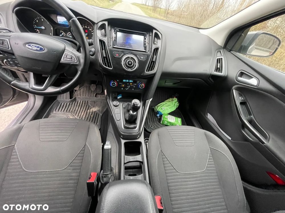 Ford Focus 1.6 TDCi Edition - 6