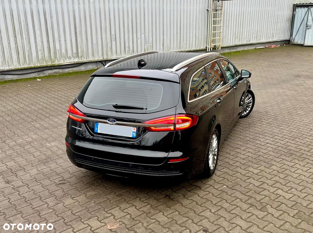 Ford Mondeo 2.0 Hybrid Titanium - 10