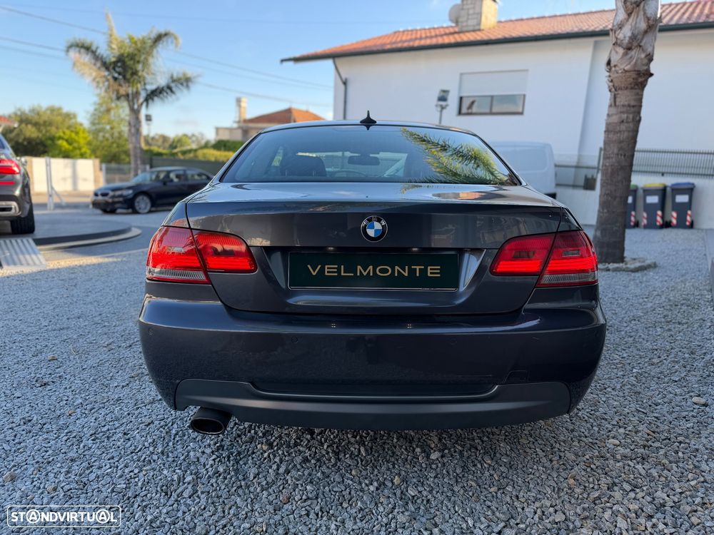 BMW 320 d Coupe - 8