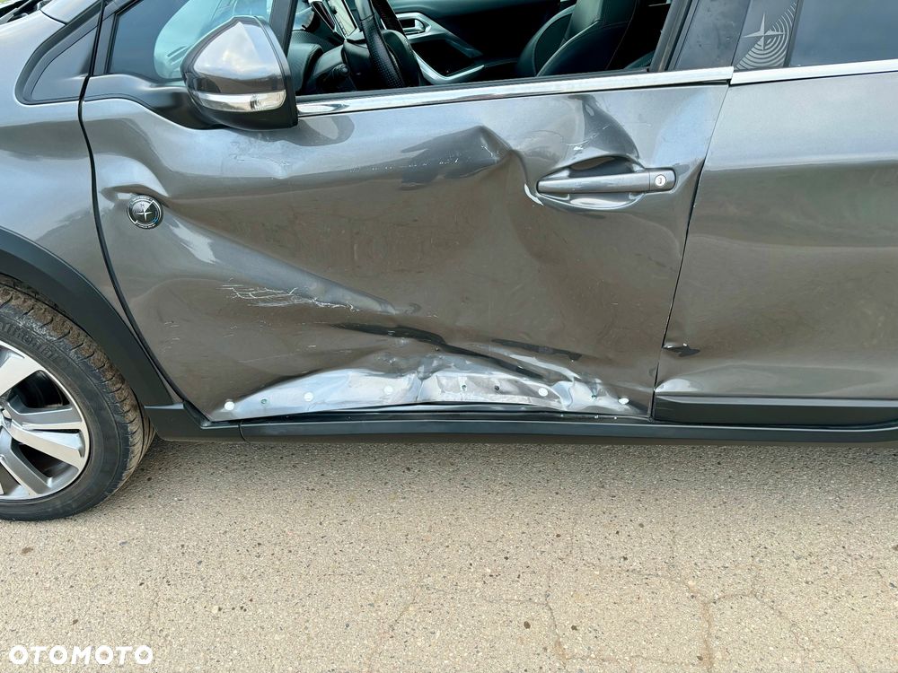 Peugeot 2008 PureTech 130 GPF Stop&Start Crossway - 12