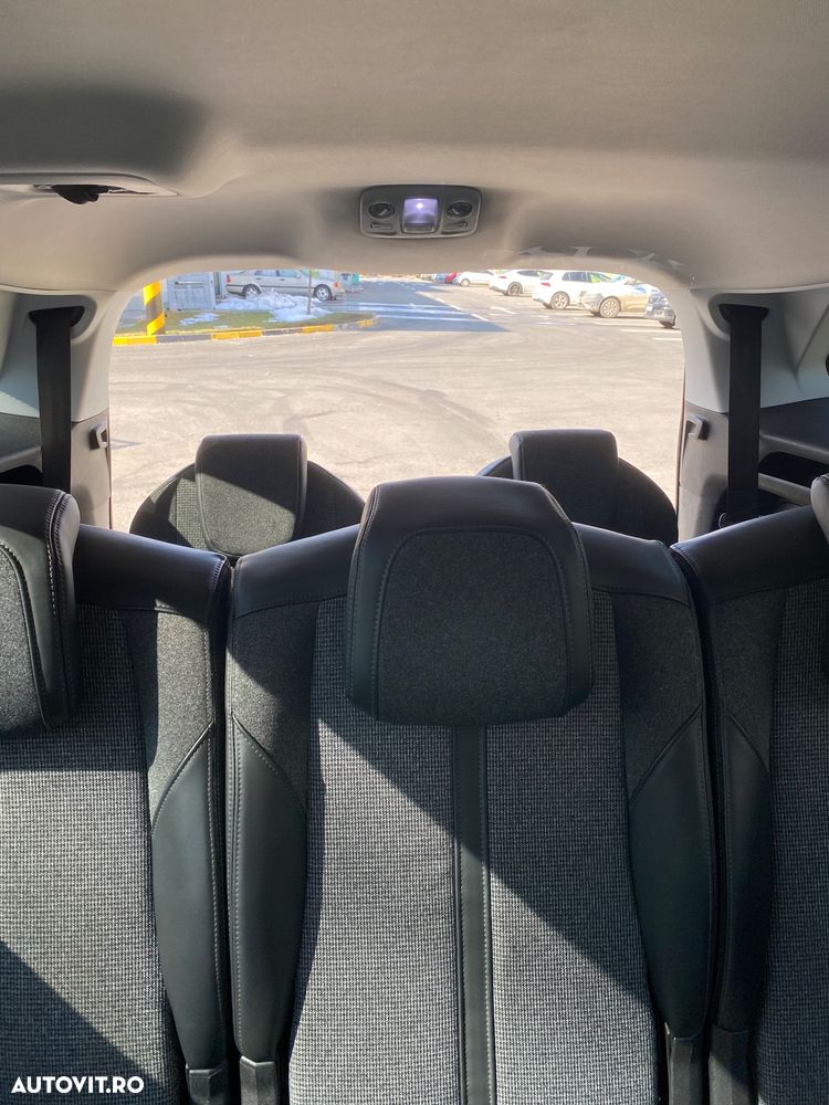 Peugeot 5008 - 6