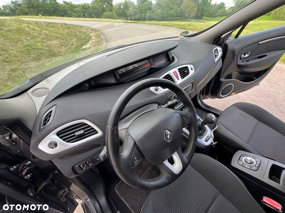 Renault Scenic - 18