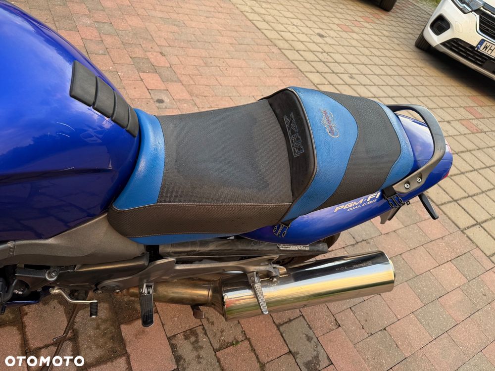 Honda CB - 8
