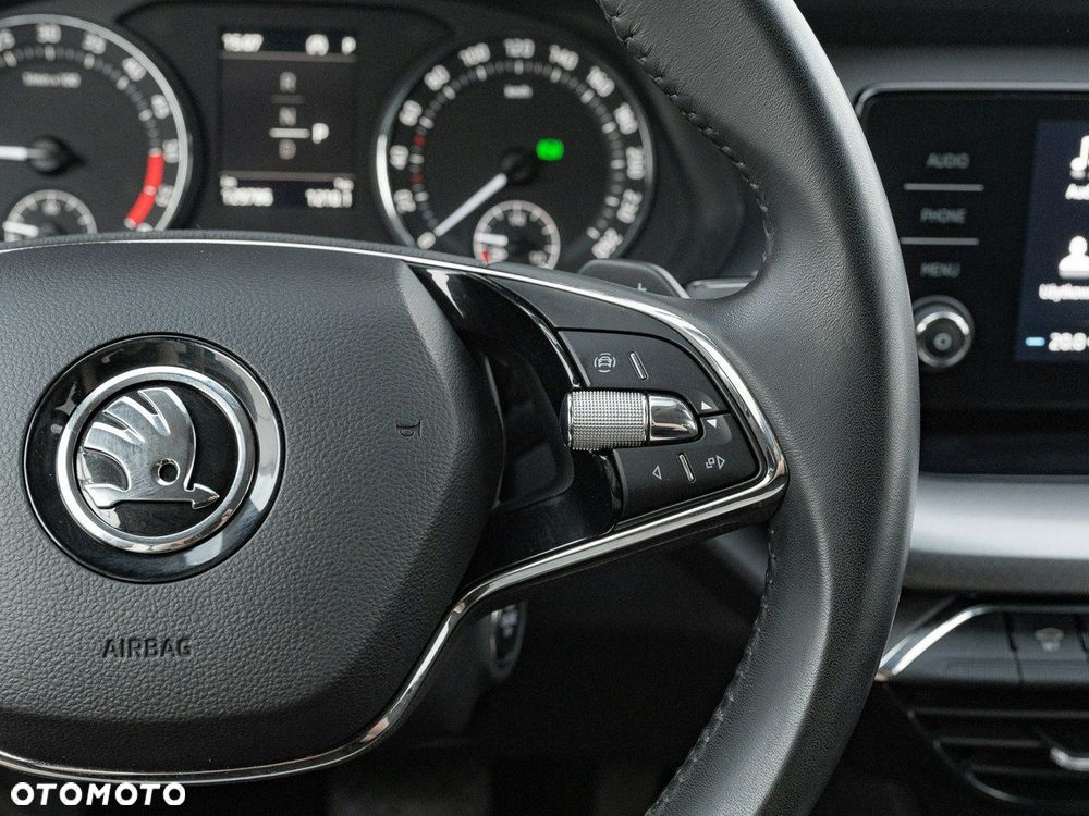 Skoda Octavia 2.0 TDI Ambition DSG - 18