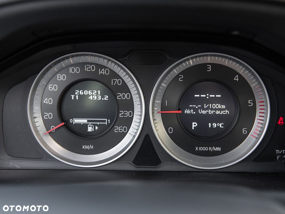 Volvo XC 60 - 23