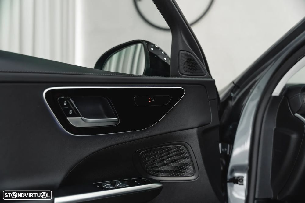 Mercedes-Benz C 300 de T 9G-TRONIC AMG Line - 25