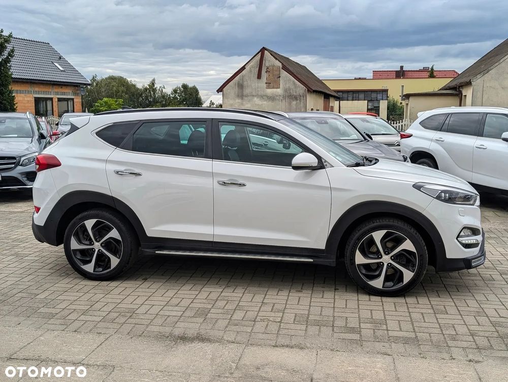Hyundai Tucson blue 1.7 CRDi 2WD DCT Premium - 37