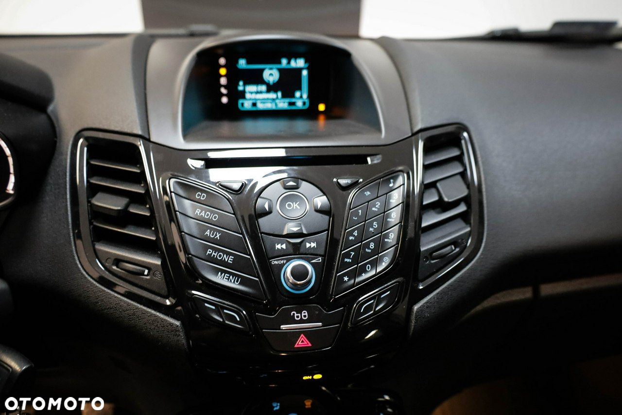Ford Fiesta - 17