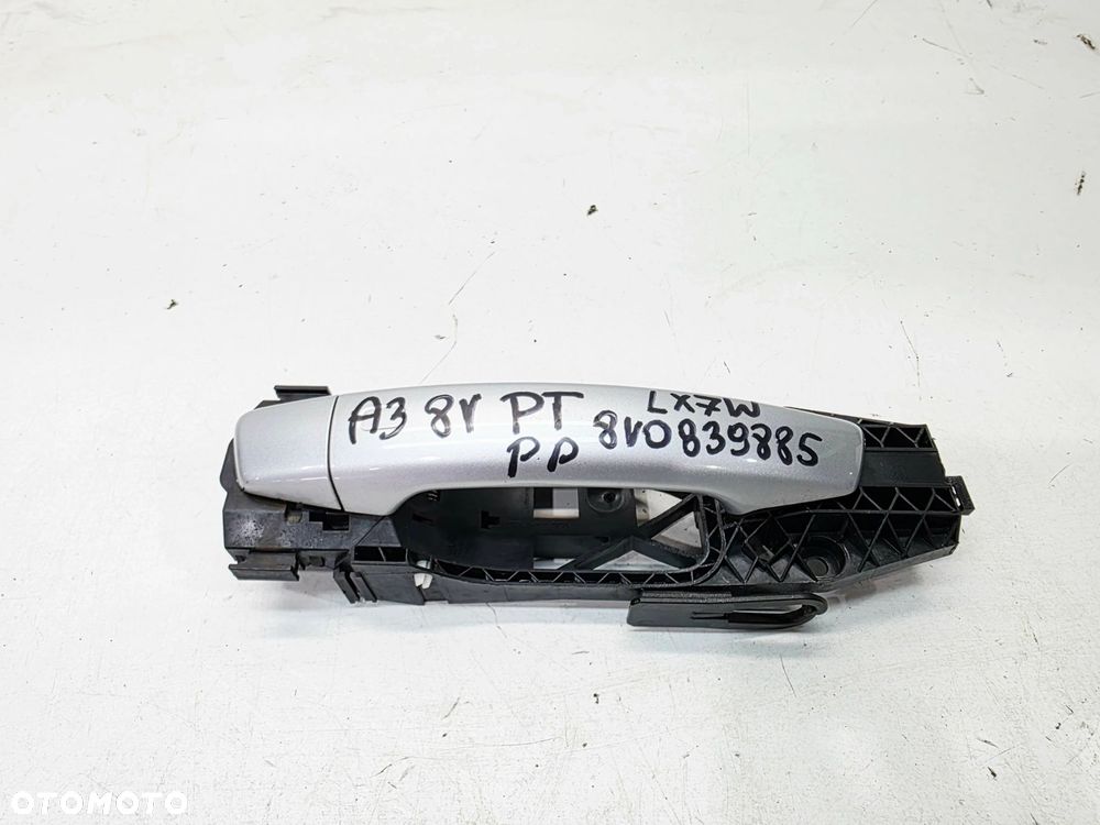 KLAMKA DRZWI PRAWY TYŁ LUB PRZÓD AUDI A3 8V 8V0839885 LX7W - 2