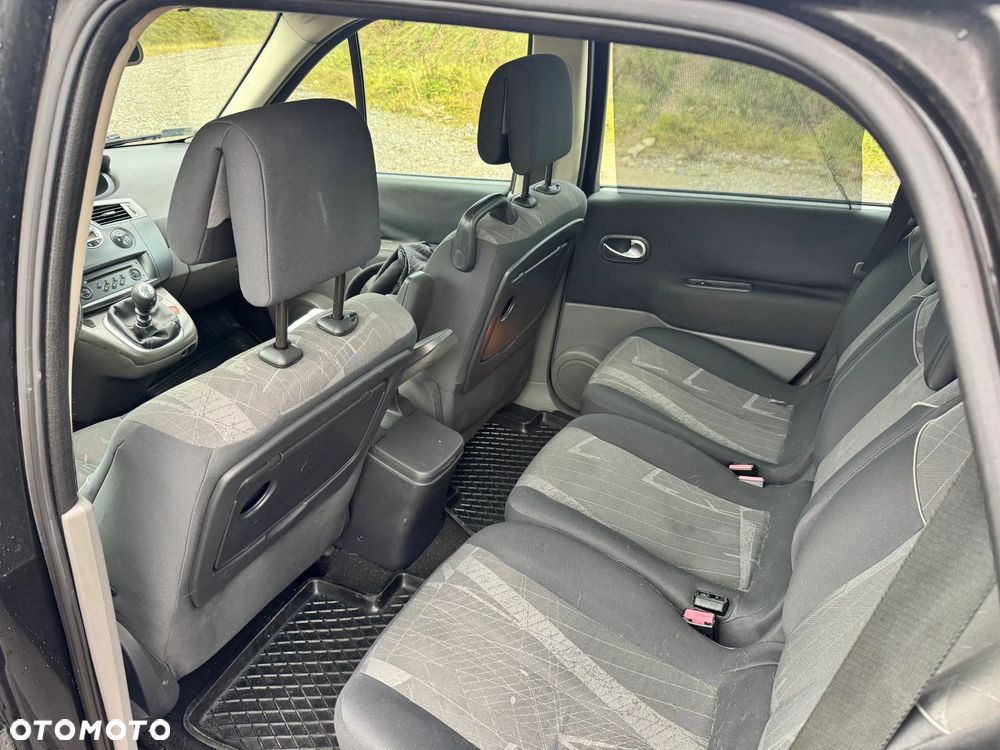 Renault Grand Scenic - 4