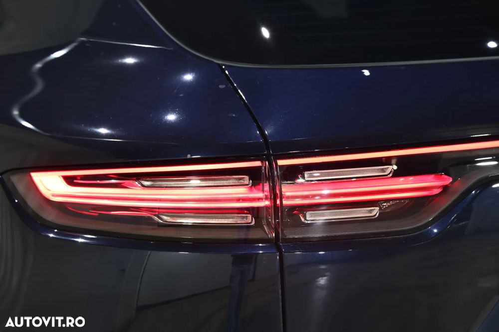 Porsche Cayenne Turbo Tiptronic S - 36