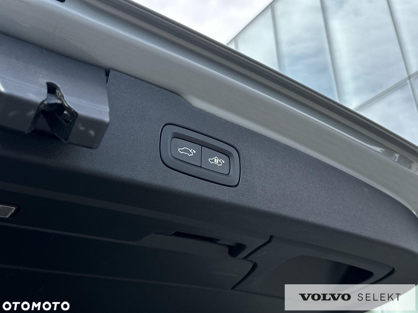 Volvo V60 Cross Country - 23