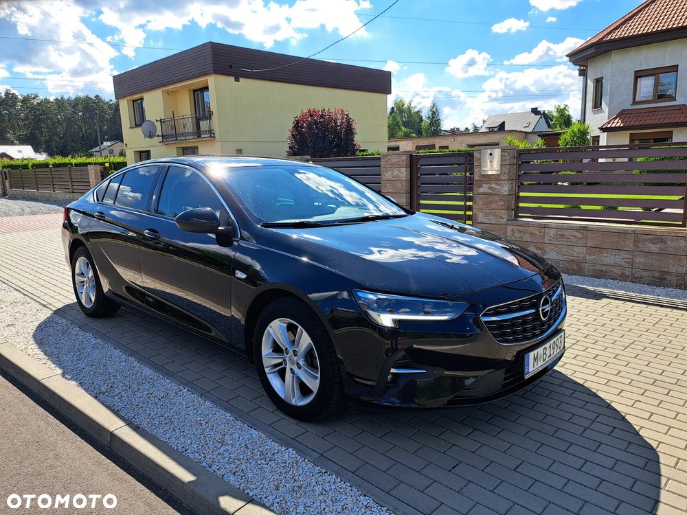 Opel Insignia - 1