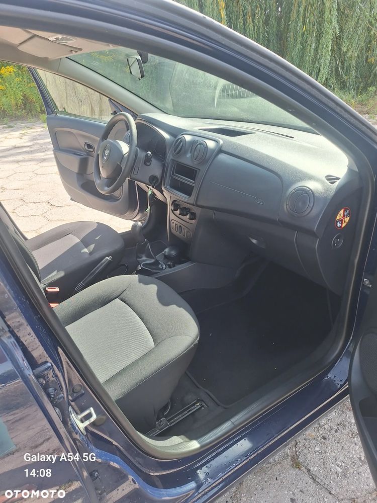 Dacia Logan 1.2 16V 75 Ambiance - 14