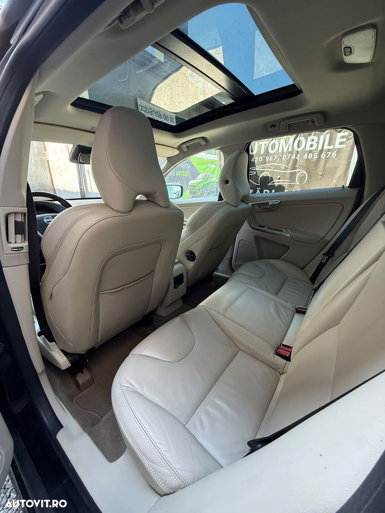 Volvo XC 60 - 13