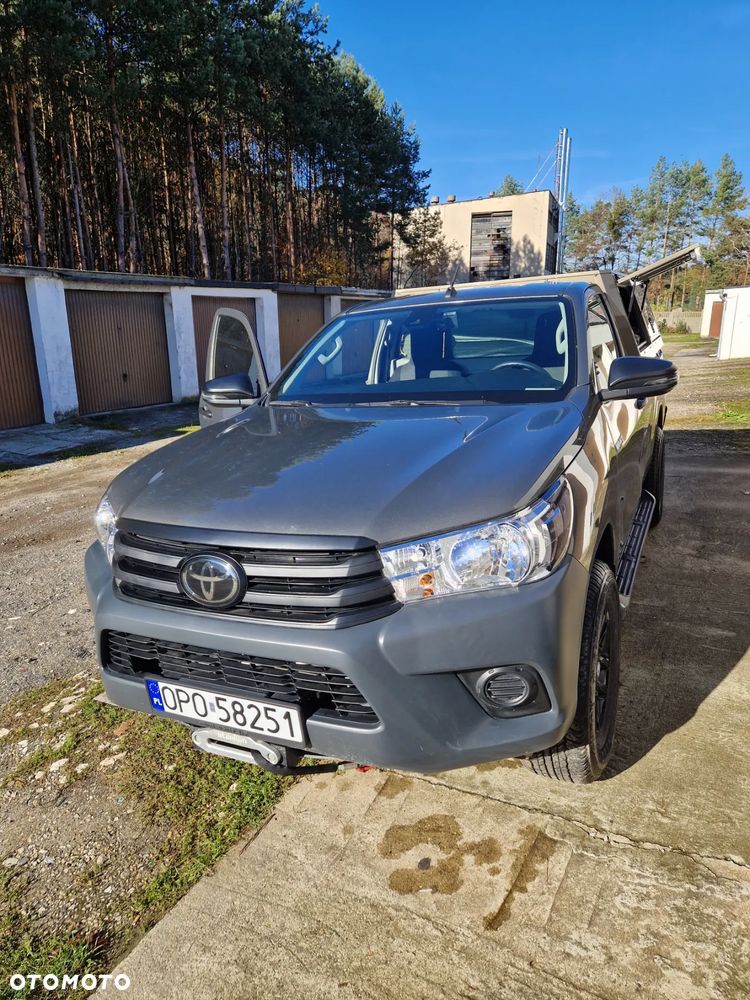 Toyota Hilux 2.4 D-4D Single Cab DLX 4x4 - 1