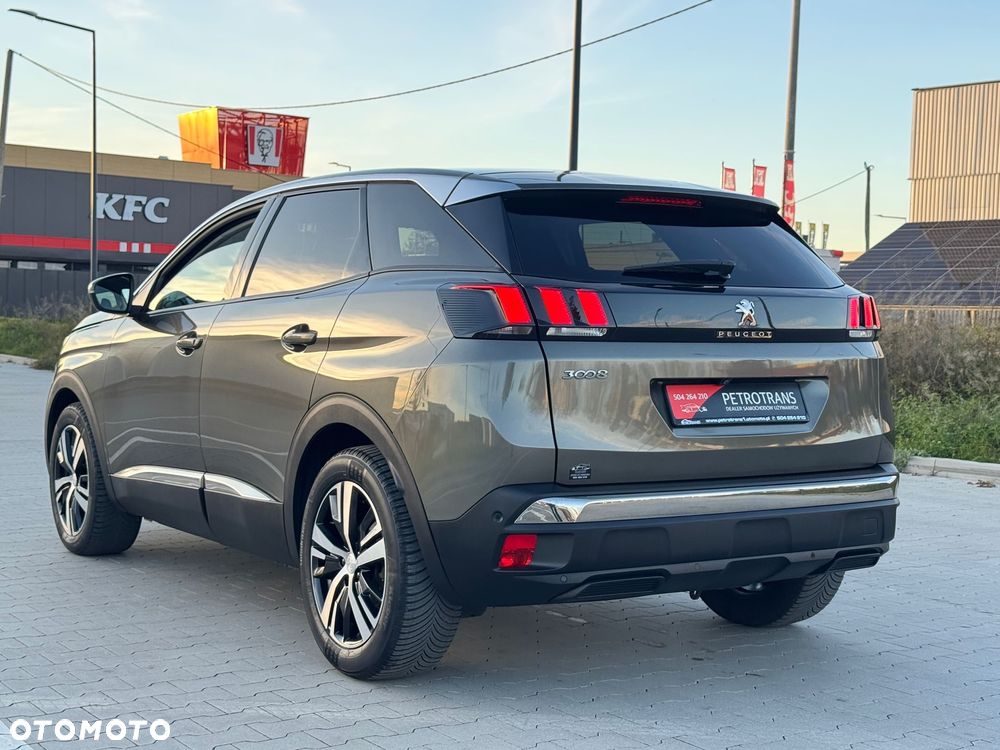 Peugeot 3008 1.2 PureTech GPF Active S&S - 11
