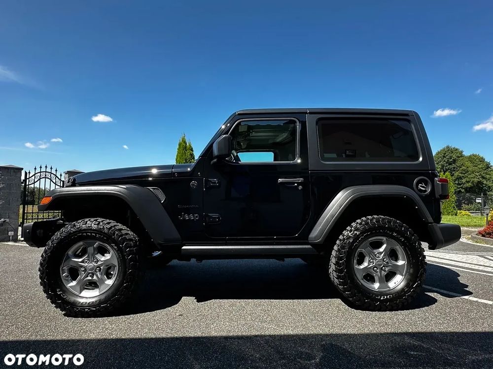 Jeep Wrangler - 10