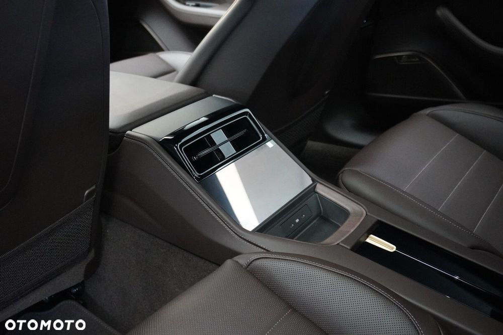 Porsche Panamera GTS - 19