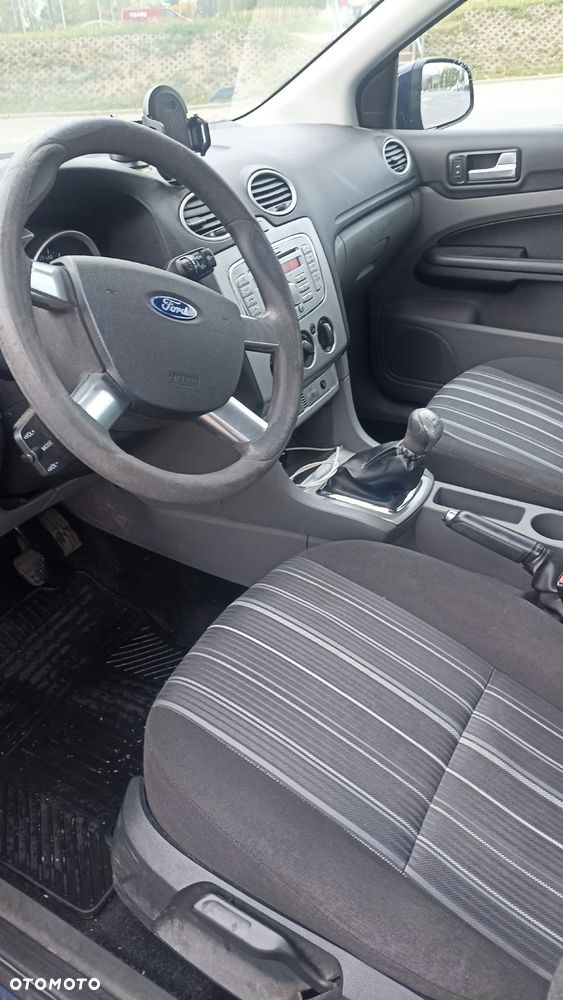 Ford Focus - 10