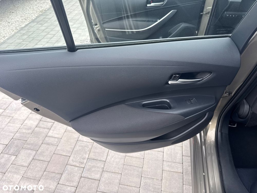 Toyota Corolla 2.0 Hybrid Comfort - 19