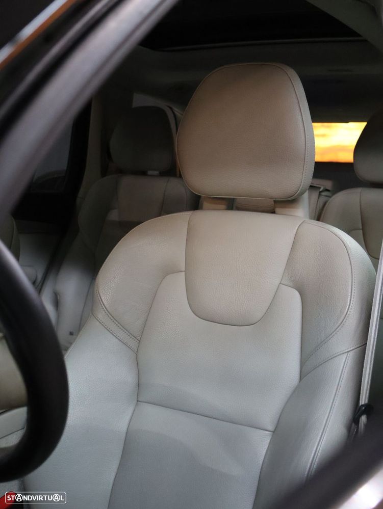 Volvo XC 90 2.0 D4 Momentum - 7