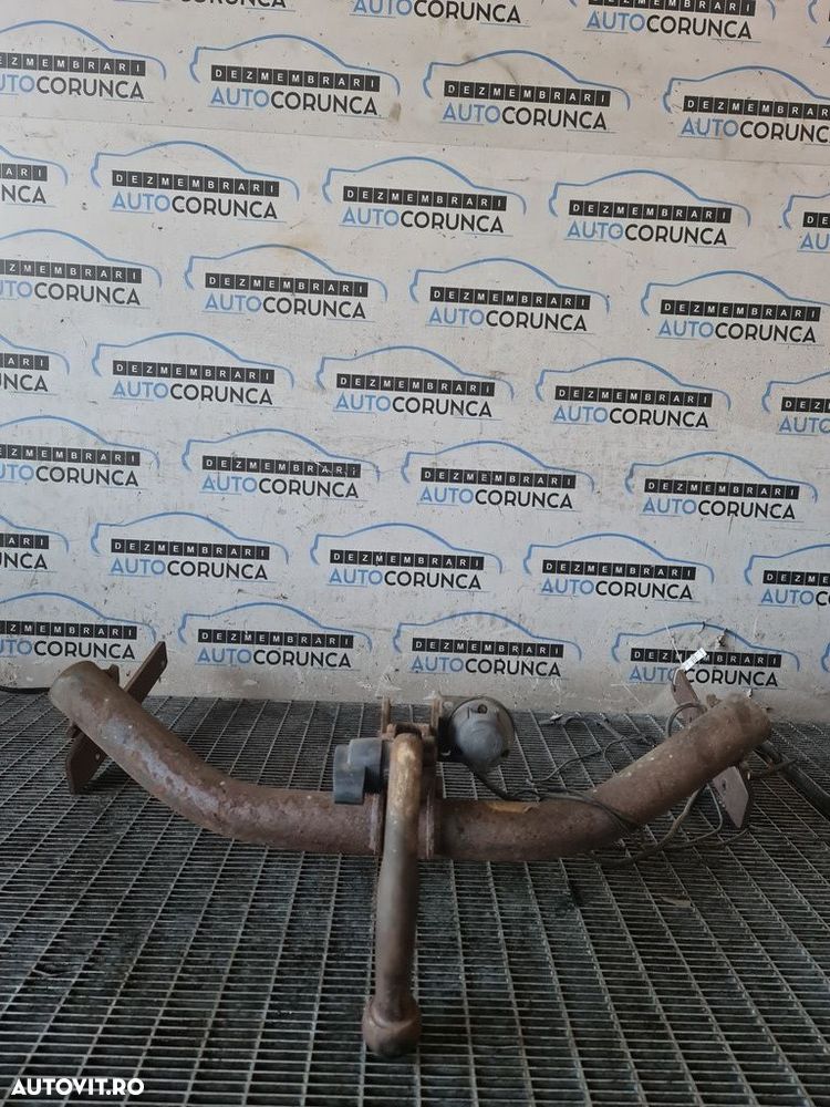 Carlig remorcare Dacia Dacia Logan II MCV 2013 - 2016 Combi 4 Usi (1335) - 1