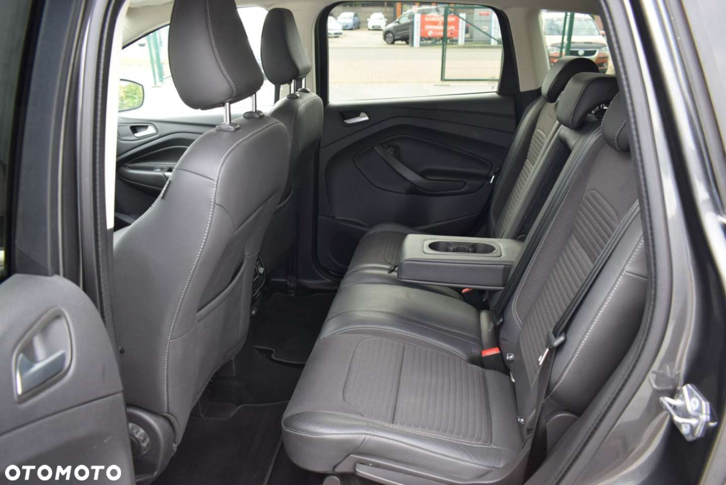 Ford Kuga - 22