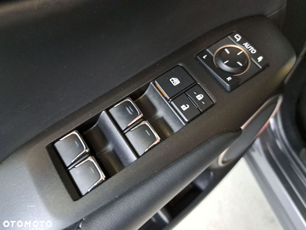 Lexus NX 300h F Impression AWD - 31