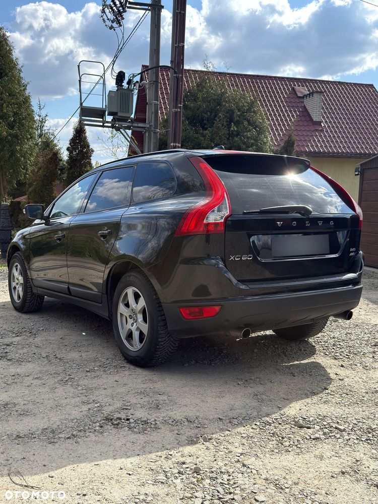Volvo XC 60 2.4D AWD - 4