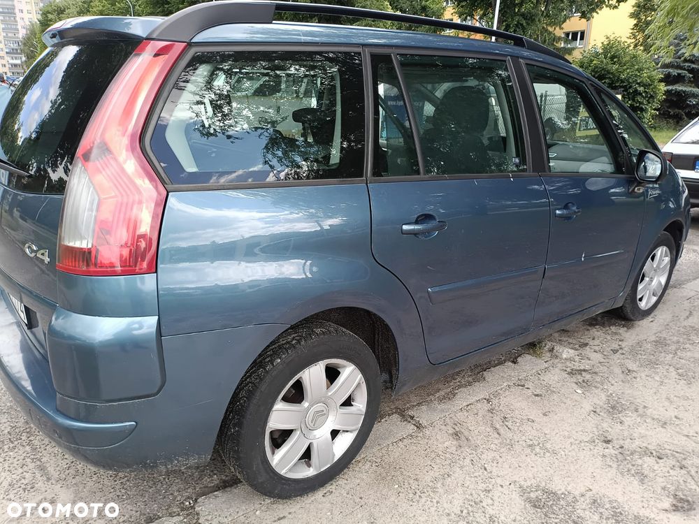Citroën C4 1.6 HDi FAP Exclusive - 4