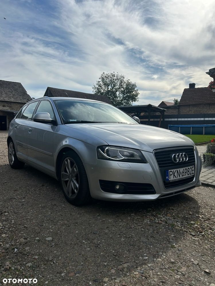 Audi A3 Sportback - 2