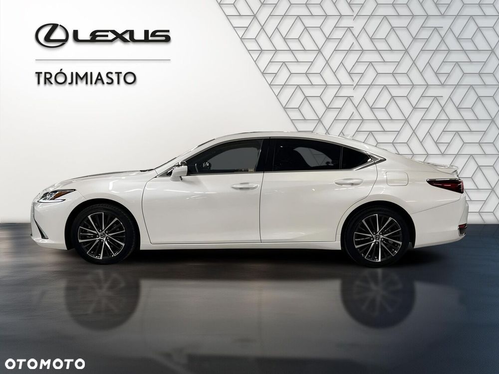 Lexus ES 300h Business Edition - 3