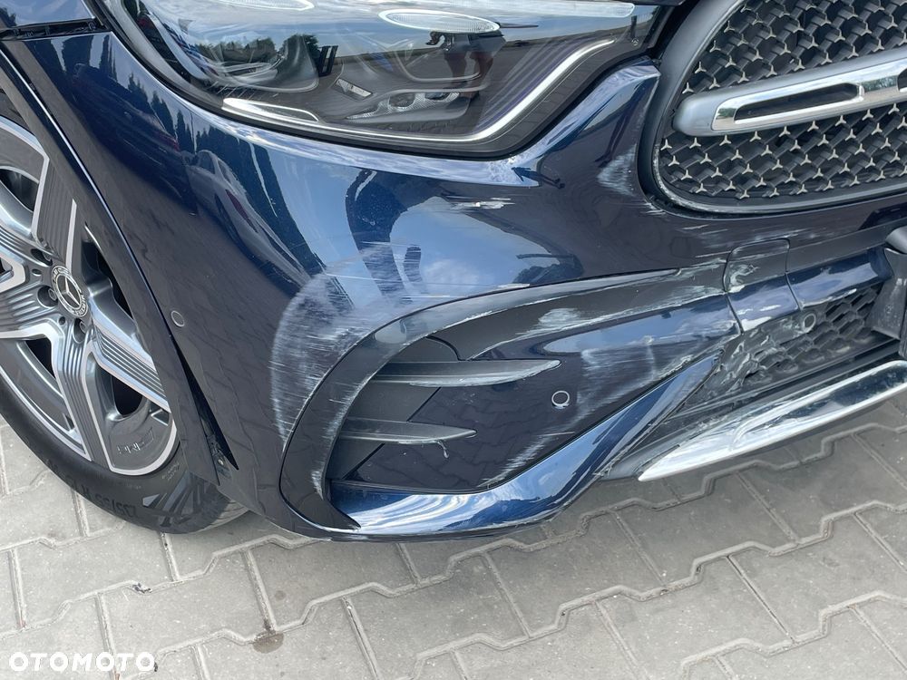 Mercedes-Benz GLC 220 d 4Matic 9G-TRONIC AMG Line Advanced - 17
