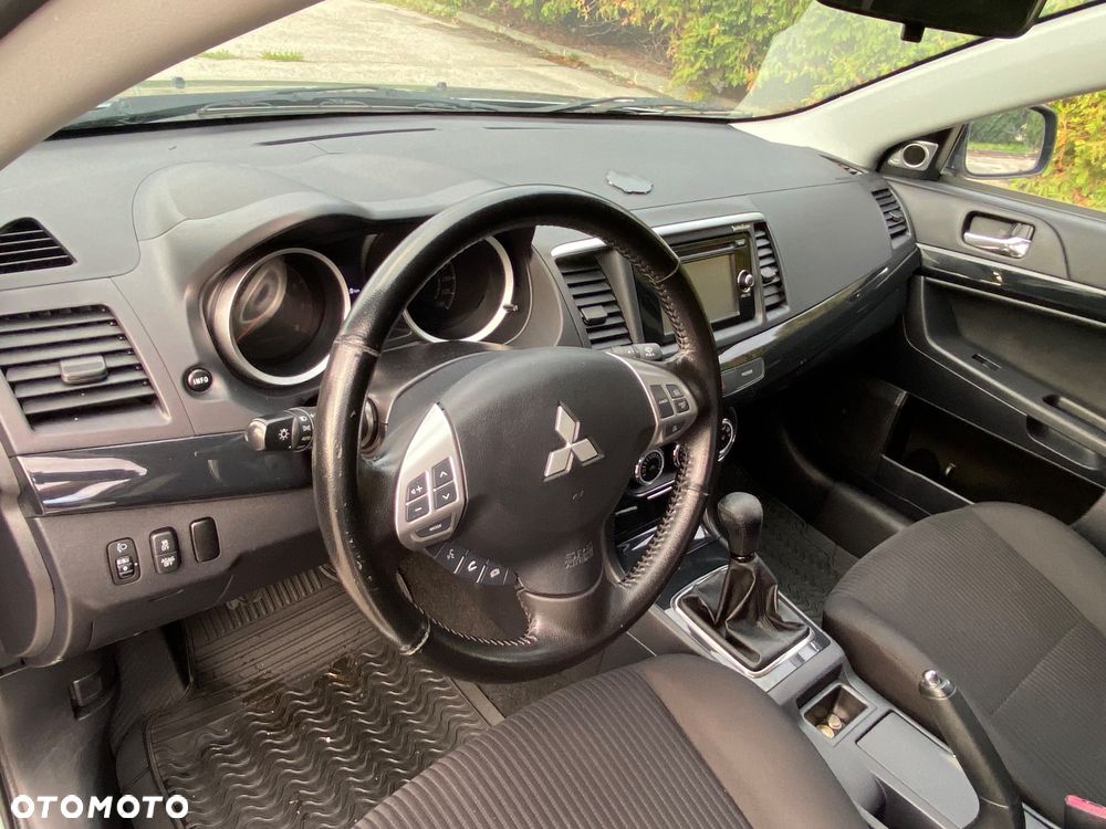 Mitsubishi Lancer - 15